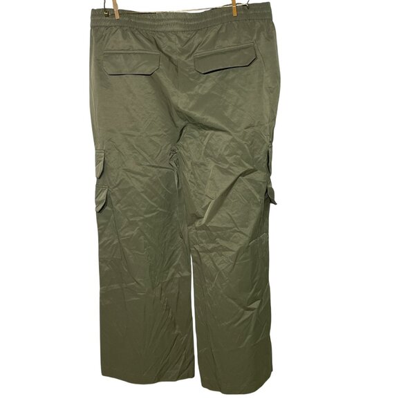 Abercrombie & Fitch Nylon Blend Pull On Wide Leg Cargo Pants Sz XL Utility - Picture 2 of 8